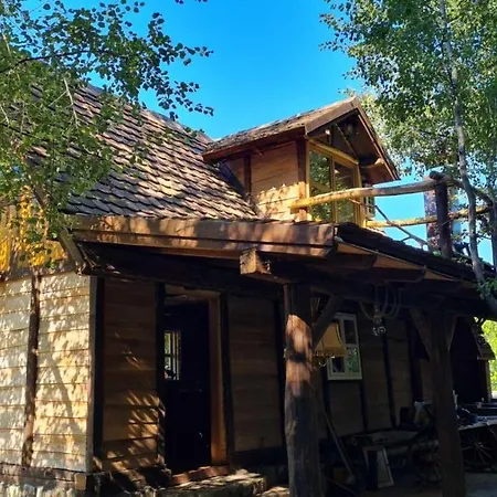 Magaze De Luxe Ferienhaus Gradacac