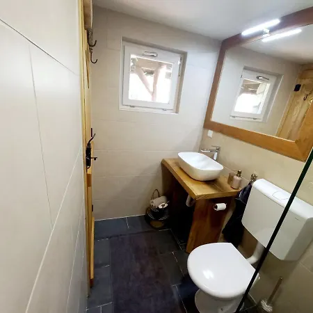 Magaze De Luxe Ferienhaus *