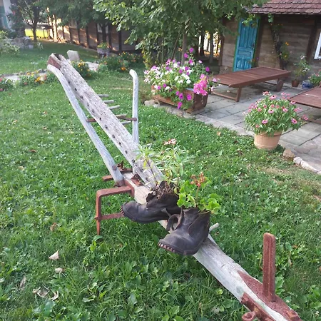 Magaze De Luxe Ferienhaus *