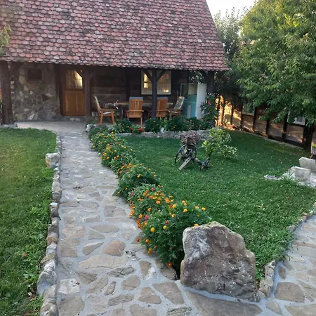 Vikendica Magaze De Luxe Gradacac